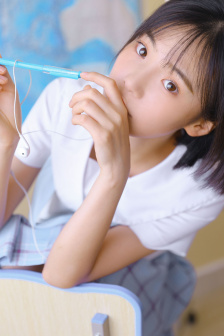 坐在有木棒的椅子上是什么感觉